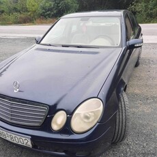 Mercedes-Benz E 200 '05