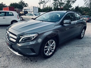 Mercedes-Benz GLA 200 '15 d Style 7-speed DCT F1