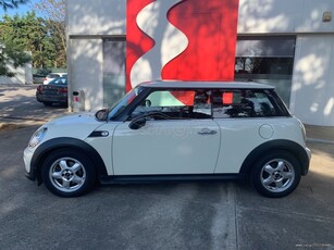 MINI ONE 2011