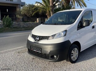 NISSAN NV200 2017