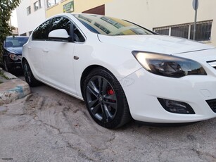 Opel Astra '10 J 1.6T Sport