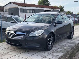 OPEL INSIGNIA 2010