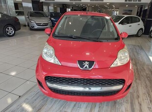 PEUGEOT 107 2011