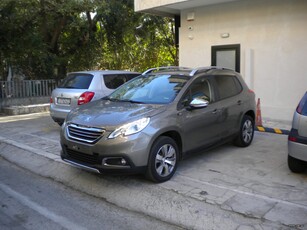 Peugeot 2008 '15 PureTech 82 Style Edition