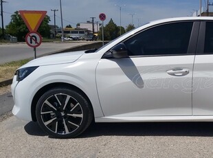 Peugeot 208 '22 Active Plus