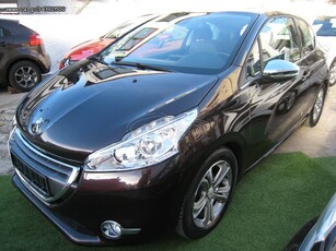 PEUGEOT 208 ALLURE FULL EXTRA