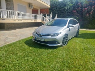 Toyota Auris '16 Turing