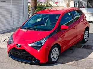 TOYOTA AYGO 1.0 x