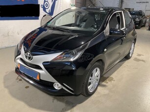 TOYOTA AYGO 1.0 x