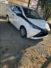 Toyota Aygo '17 Οθονη navi led Full extra 4 πόρτες!