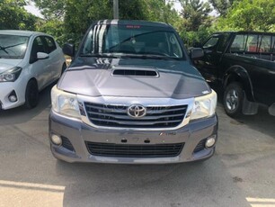 TOYOTA HILUX 2013