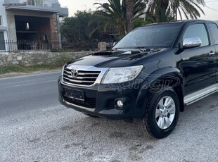 TOYOTA HILUX 2015