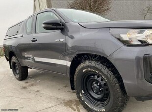 TOYOTA HILUX 2017