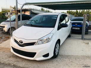 TOYOTA YARIS 2012