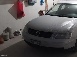 Volkswagen Passat '97 PASSAT 1.6