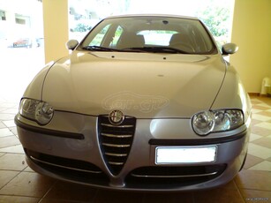 Alfa Romeo Alfa 147 '03 1.6 16V T.Spark Distinctive