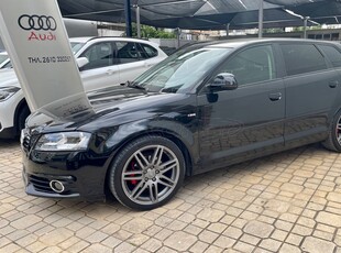 Audi A3 '10 S LINE S3 LOOK