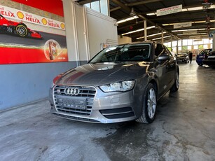 Audi A3 '15 TFSI S LINE