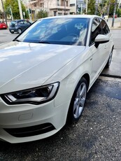 Audi A3 '16 S LINE