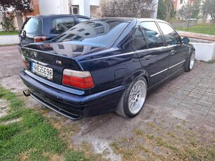 Bmw 318 '93 318 is ΑΜΕΡΙΚΑΝΙΚΟ M42 B18