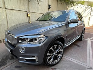 Bmw X5 '16 XDRIVE 40E - SPORT PACK -PANORAMA - FULL EXTRAS