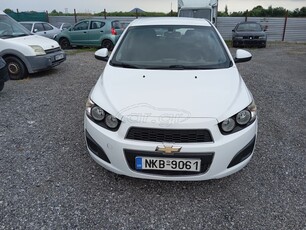 Chevrolet Aveo '11 5D FULL EXTRA!!