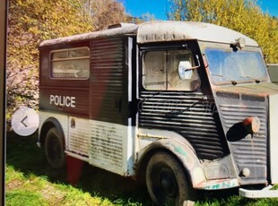 Citroen 2 CV '72 HY food bar Project