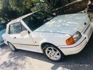 Ford Escort '89 ESCORT XR3i CABRIO