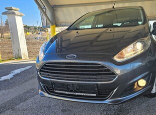 Ford Fiesta '16 TITANIUM 95psi