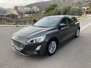 Ford Focus '19 Panorama-titanium