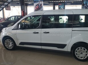 Ford Grand Tourneo '15 *