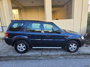 Ford Maverick '04