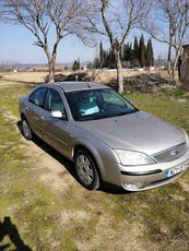 Ford Mondeo '04