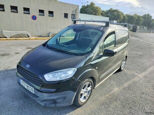 Ford Transit Courier '15