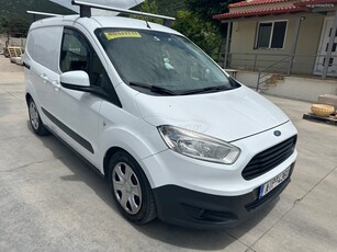 Ford Transit Courier '16