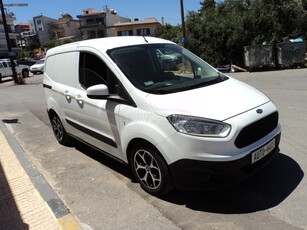 Ford Transit Courier '16