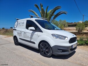 Ford Transit Courier '17