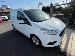 Ford Transit Courier '22