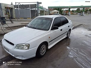 Hyundai Accent '00 ACCENT 1.3 16 V86HP