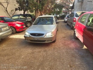 Hyundai Accent '02