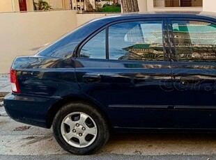 Hyundai Accent '02