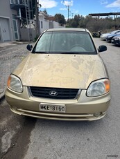 Hyundai Elantra '03