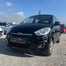 Hyundai i 10 '11 Book service!