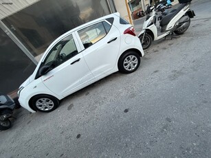 Hyundai i 10 '15