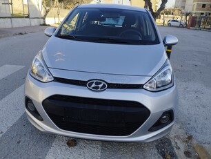 Hyundai i 10 '15 Blue drive navigation book service