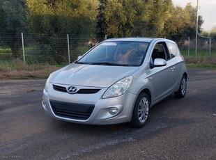 Hyundai i 20 '10 Silver ΔΩΡΟ Η ΜΕΤΑΒΙΒΑΣΗ