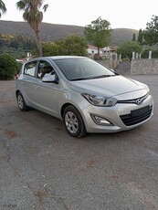 Hyundai i 20 '12