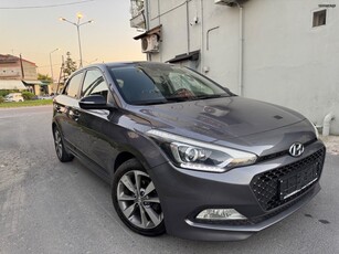 Hyundai i 20 '15 1.2 full extra