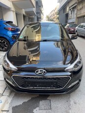 Hyundai i 20 '16 1.4 Γυάλινη οροφή ανοιγόμενή