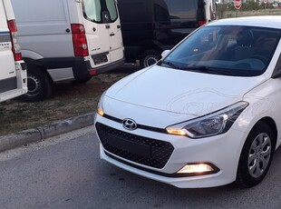 Hyundai i 20 '17 EURO 6 ΜΕ ΓΡΑΜΜΑΤΙΑ